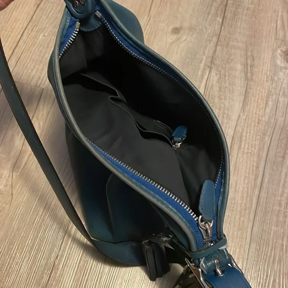 Coach Legacy Duffle, Dark Teal Color. - Picture 3 of 4